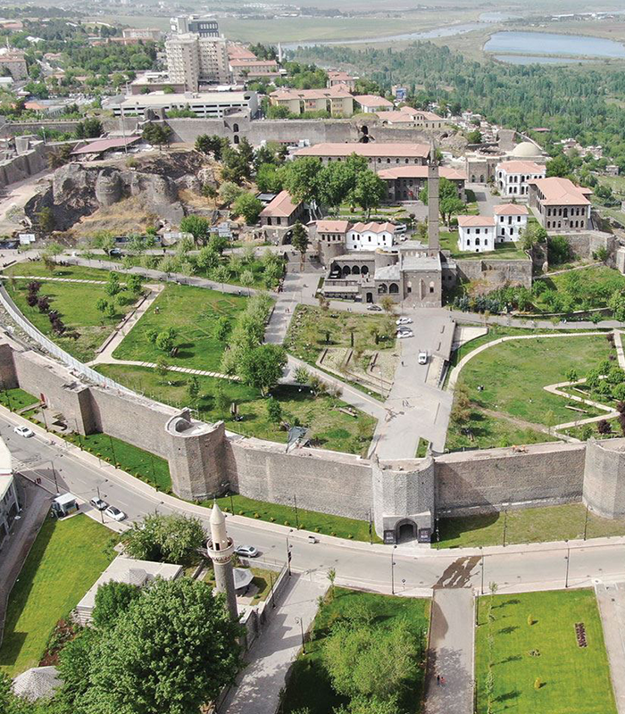 3-4-1-2-Diyarbakır 🌙 ↘️ Diyarbakır - Görsel 1